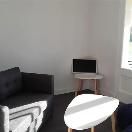 Дом отдыха Maison Renovee Avec Jardin, Wifi, Bbq, Parking, A 250m De La - - Fr-1-368-14 Плёмёр-Боду